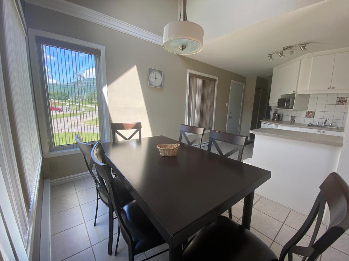 Condos Vacances Msa 2Ch Avec Piscine Et Spas Exterieurs Gratuits 4 Saisons!! Beaupré Extérieur photo